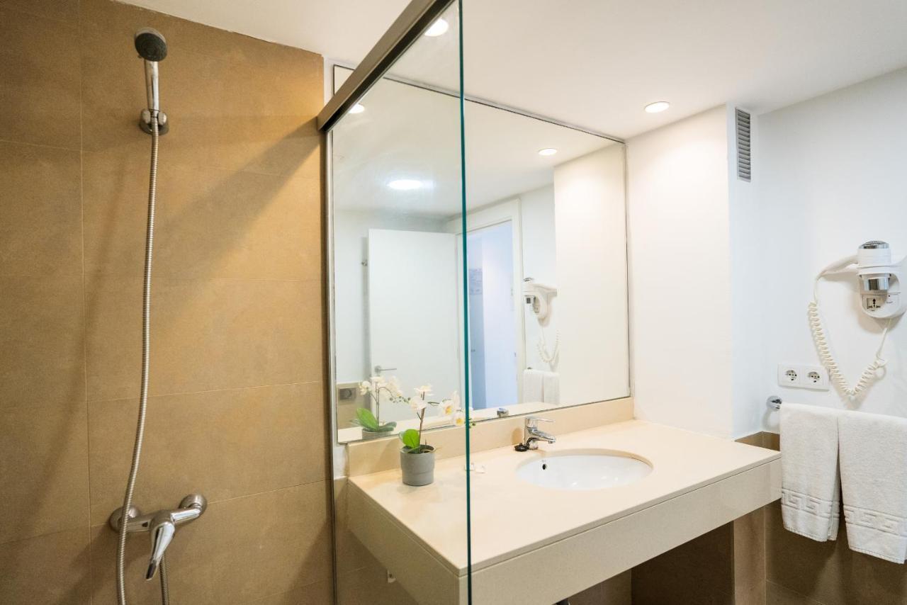 Apartamentos Vacacionales Broncemar San Bartolomé Екстериор снимка