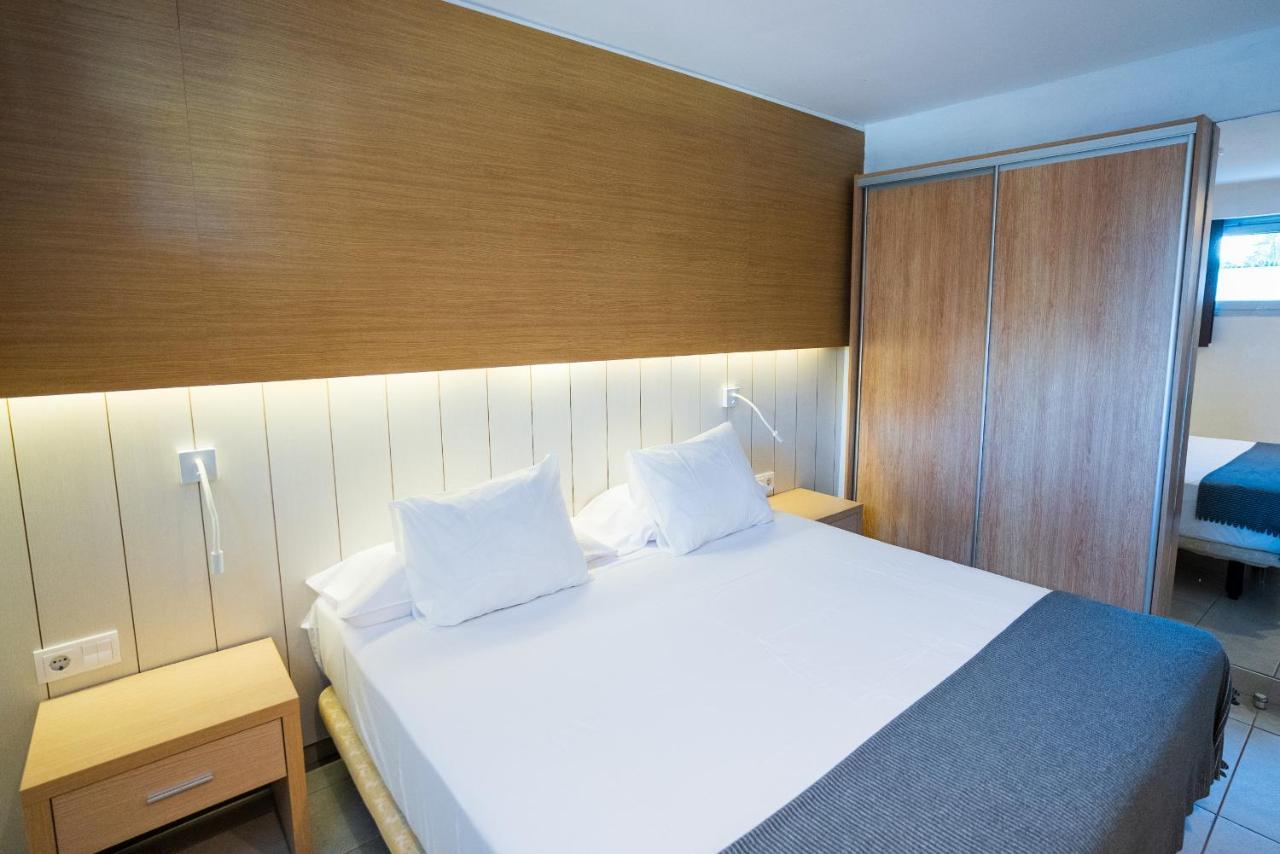 Apartamentos Vacacionales Broncemar San Bartolomé Екстериор снимка
